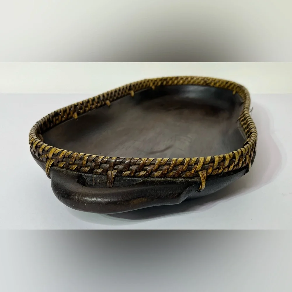 Vintage Wood and Wicker Carved‎ Pig Basket Fruit Trinket Tray 18.5" Long - Picture 6 of 10
